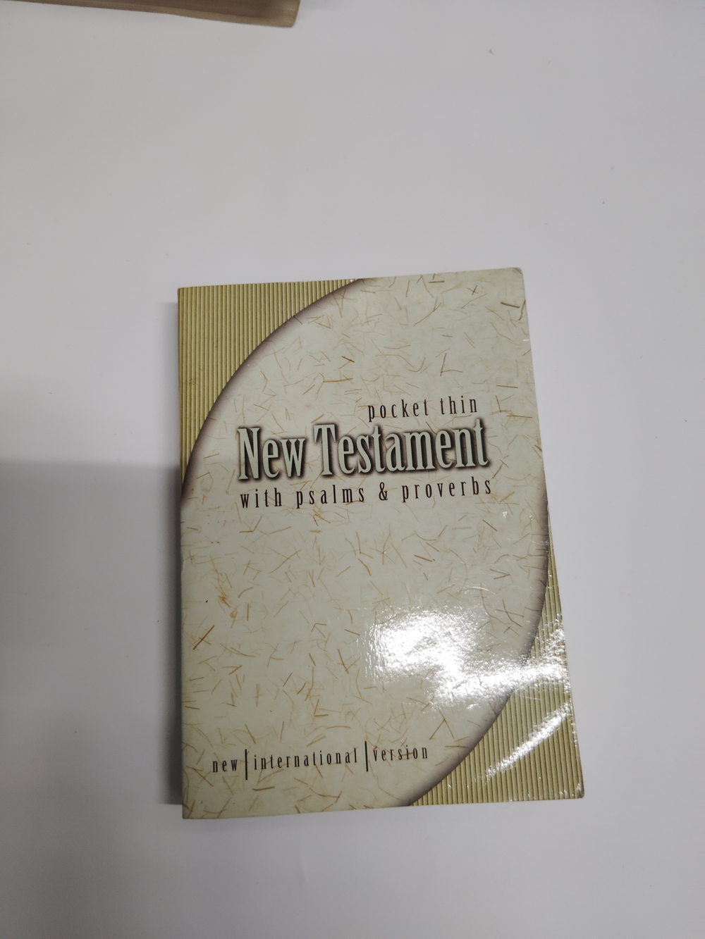 Pocket Thin New Testament with Psalms & Proverbs - Cream